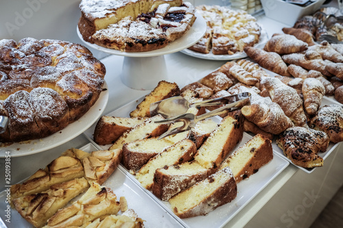 Cake desserts