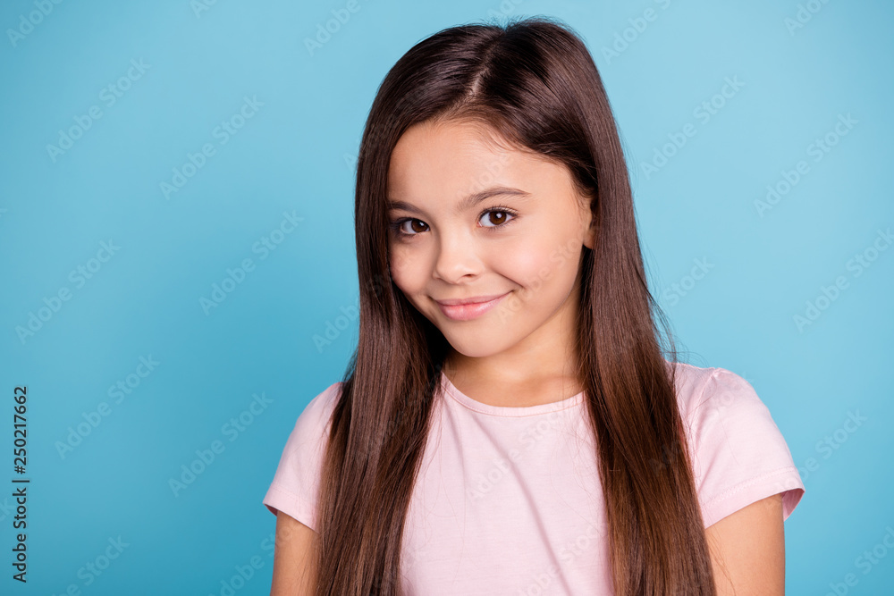 Close-up portrait of her she nice-looking cute lovely sweet lovable fascinating well-groomed attractive cheerful straight-haired brunette girl isolated over blue pastel background Close-up portrait of her she nice-looking cute lovely sweet lovable fascinating well-groomed attractive cheerful straight-haired brunette girl isolated over blue pastel background