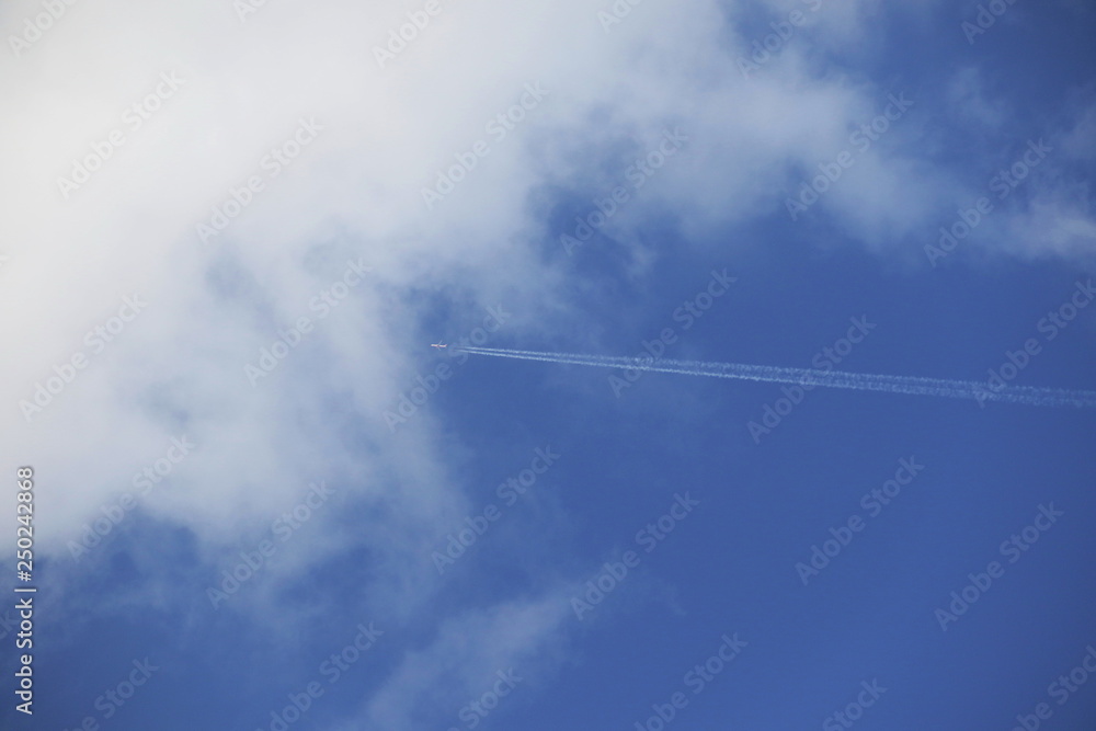 空、飛行機雲 空、飛行機雲