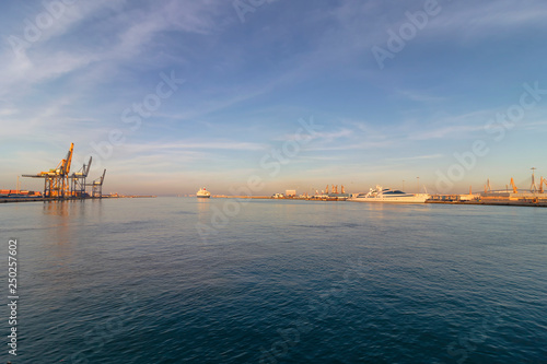 Cadiz bay port at sunset © Alfredo