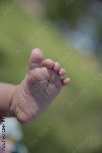 Baby foot in the sun © Carolina