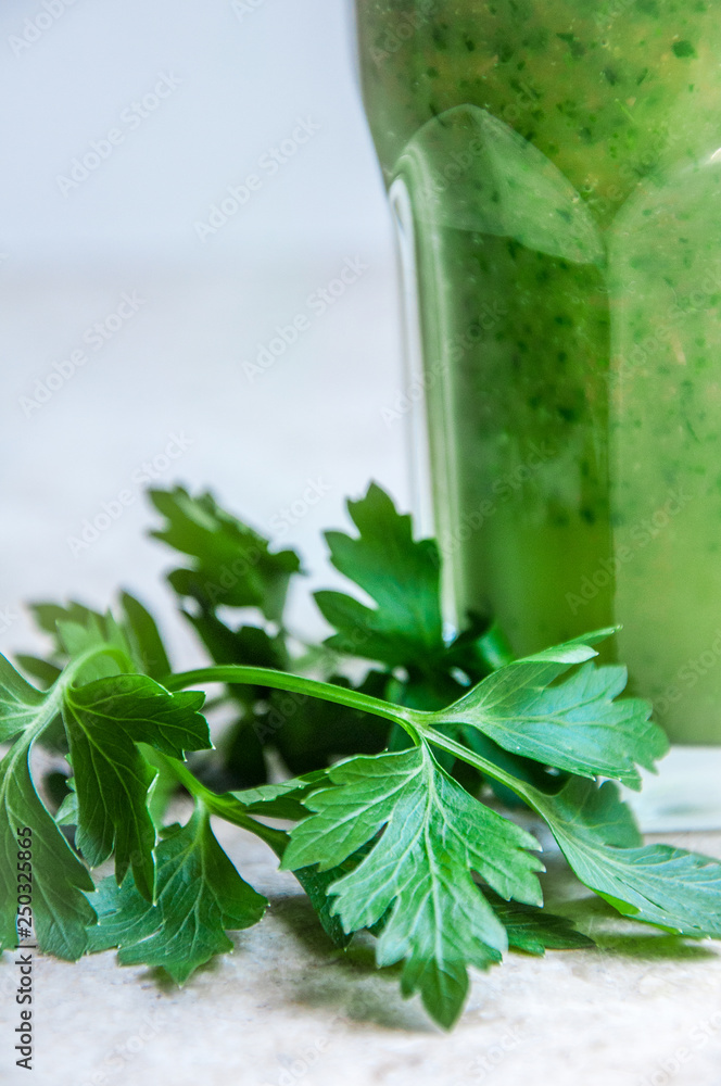 Green Smoothies with Parsley Green Smoothies with Parsley