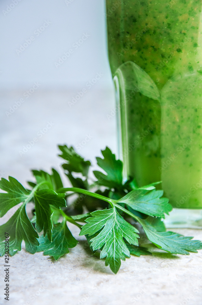 Green Smoothies with Parsley Green Smoothies with Parsley