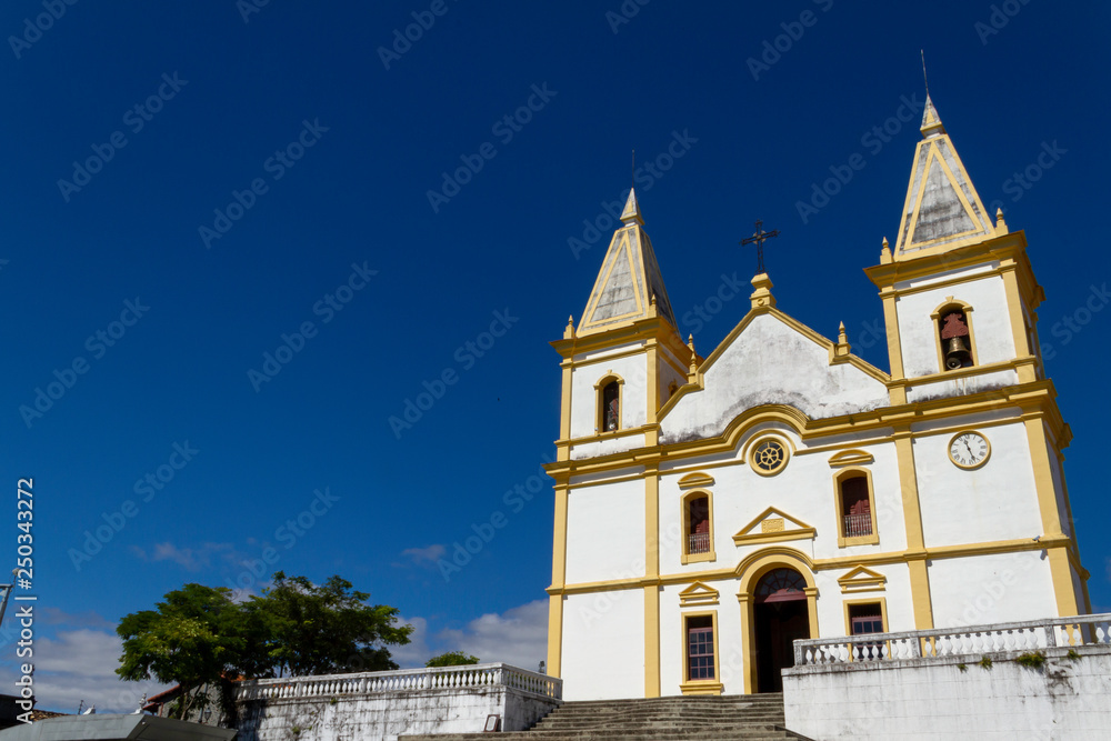 Fachada da Igreja Matriz da cidade de Santa Luzia, Regiao Metropolitana de Belo Horizonte