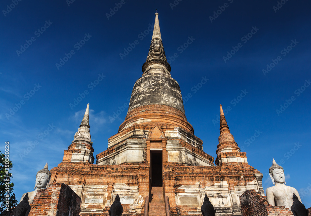 Naklejka premium Old Pagoda ancient