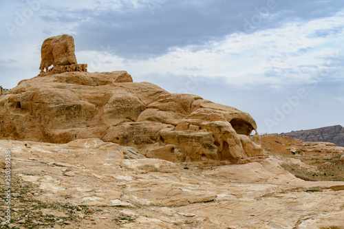 skały w okolicy Petra, Jordania