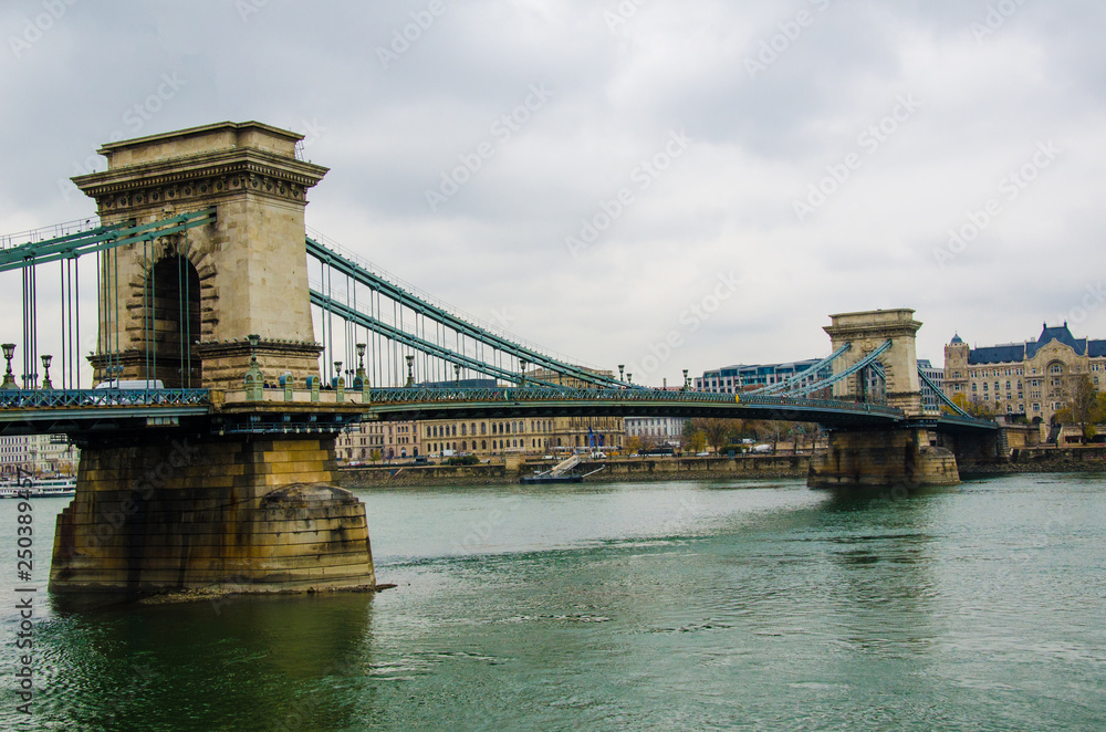 Obraz premium Ponte delle Catene - Budapest