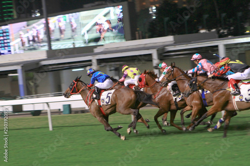 Fotografie, Tablou Horse Racing at Hong Kong Jockey Club
