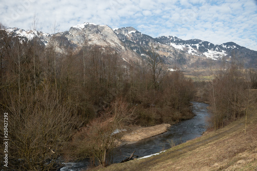 Vorfrühling im Oberen Rheintal