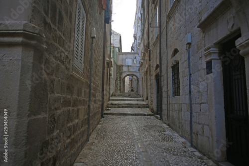 narrow street in old town dubrovnik 