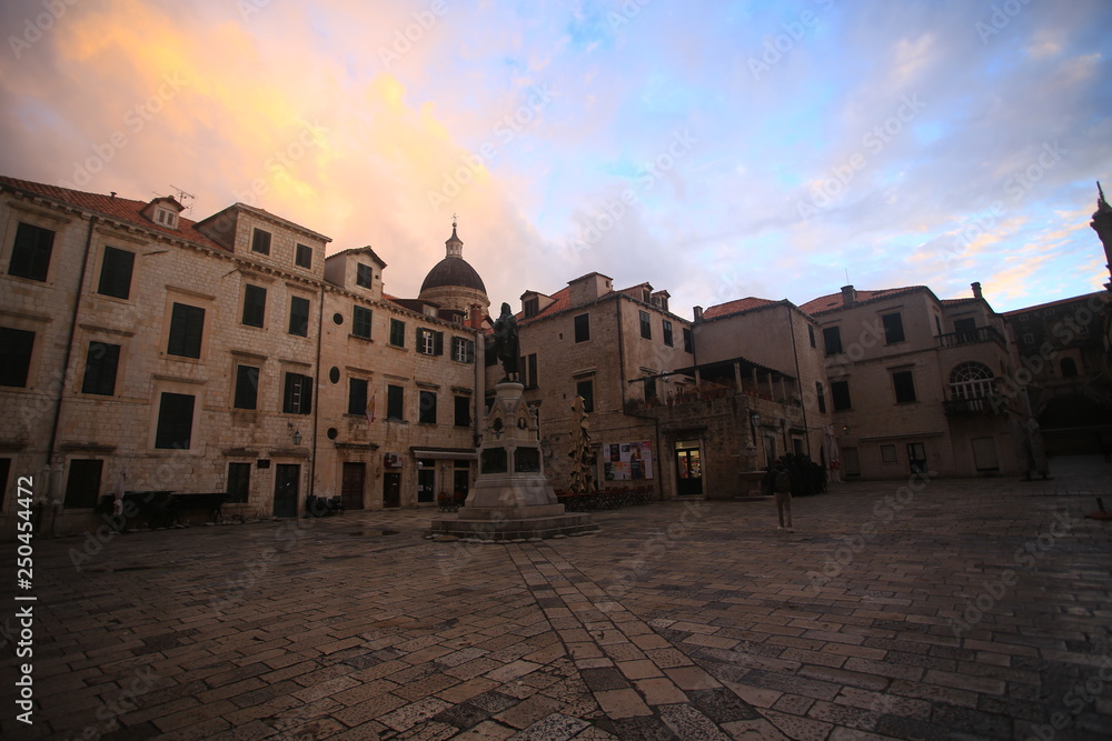  view of dubrovnik square 