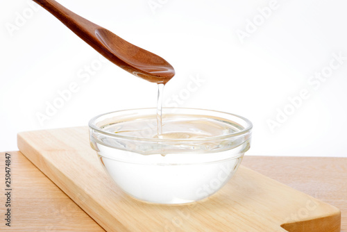 Coconut MCT oil : 100% medium chain fatty acid