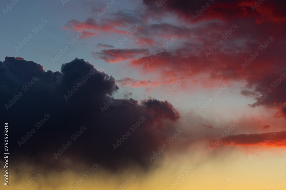 Mix clouds at dusk.