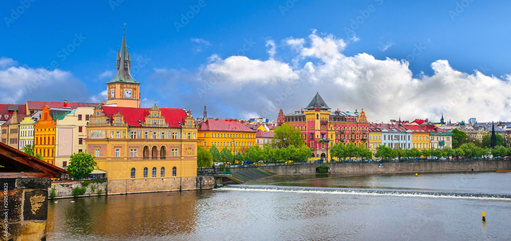 Obraz premium Old Town architecture and Vltava river in Prague, Czech Republic.