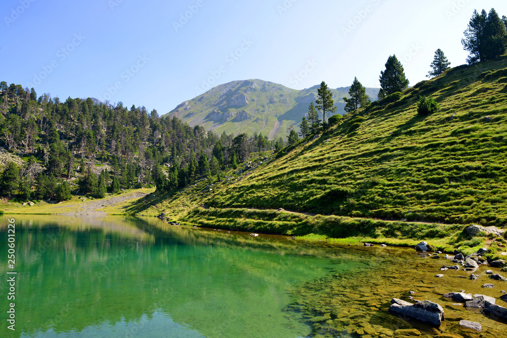 Fototapeta premium Beautiful mountain landscape in Neouvielle national nature reserve, Lac de Bastan inferieur, French Pyrenees.