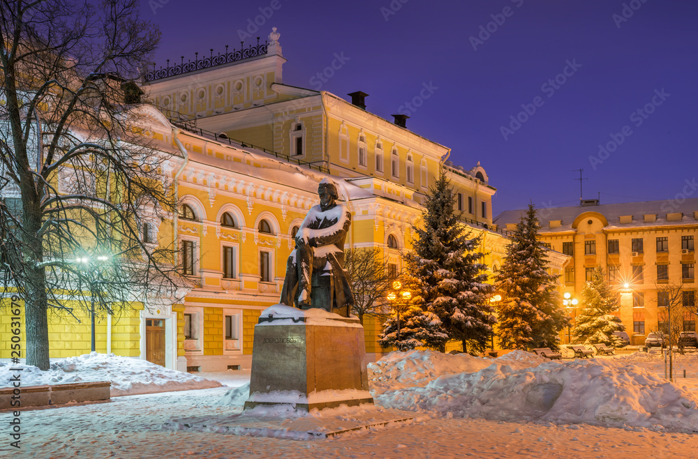 Памятник Добролюбову в Нижнем Новгороде  near the Drama Theater on a winter