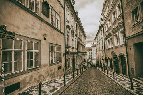Fototapeta Naklejka Na Ścianę i Meble -  Beautiful medieval architecture of Prague