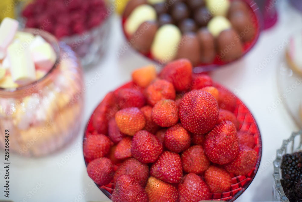 Delicious strwberry in a bowl Delicious strwberry in a bowl