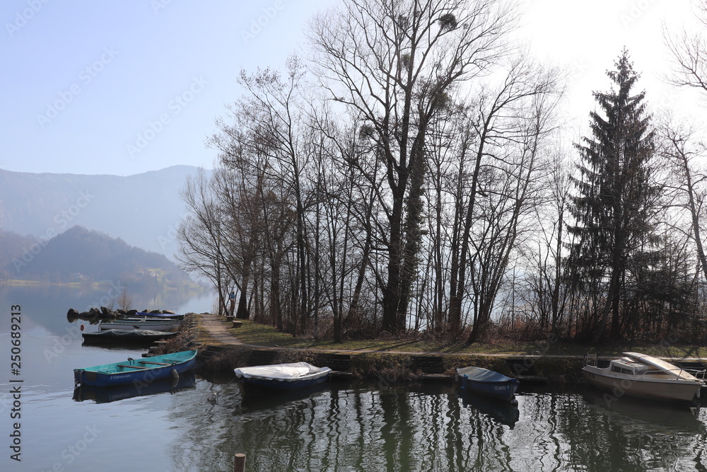 LAC D'AIGUEBELETTE - SAVOIE
