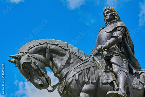 Foto King Matthias Corvin Statue