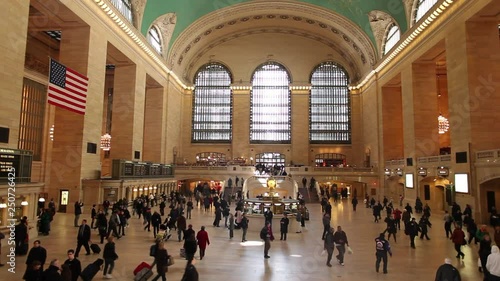 WS Grand Central Terminal interior with travelers / New York City, USA