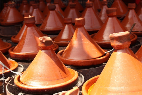 tajine , plat traditionel  photo