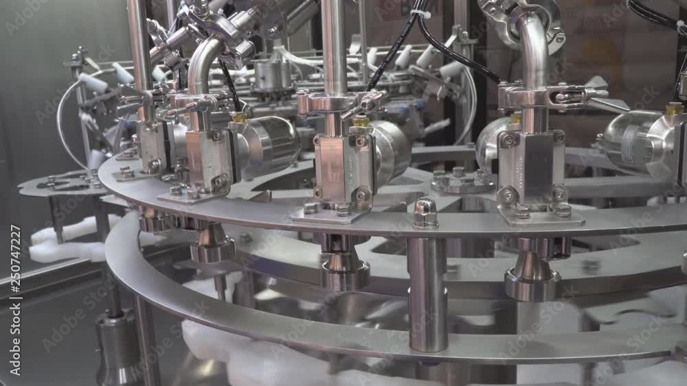 Equipment for the dairy industry, automatic line for filling dairy products in containers