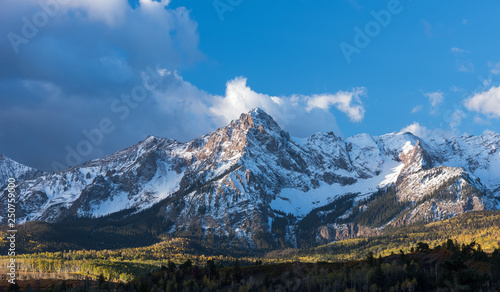 Fotografie Mount Sneffels is within the Uncompahgre National Forest