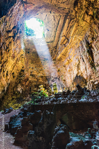 Caves of Castellana. Blades of Light