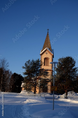 Église luthérienne évangélique en bois de Kittila (Finlande)