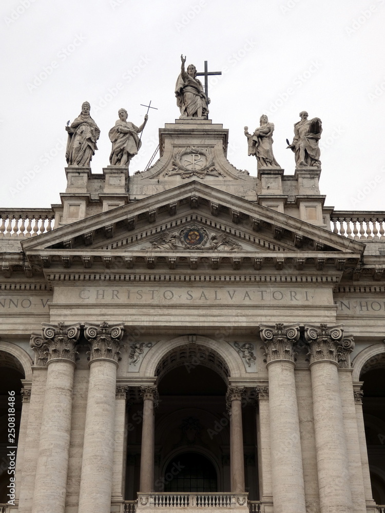 Fototapeta premium basilica di san giovanni in laterano,roma,italia.