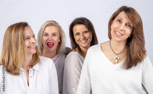 Photo session for 4 female friends