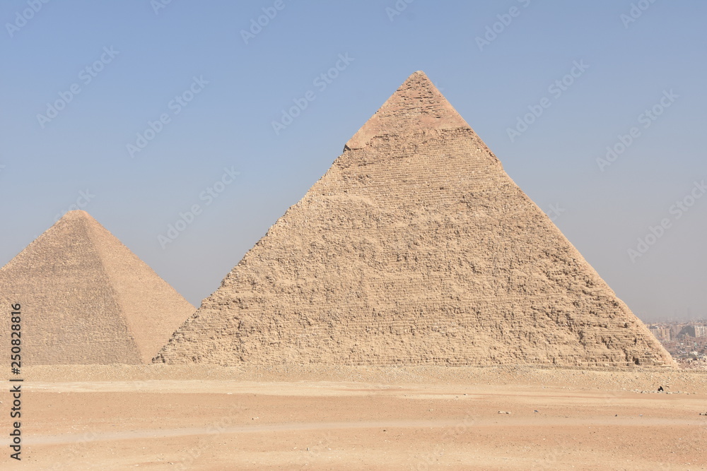 Great Pyramids of Giza, Great Pyramid (L) in Background Great Pyramids of Giza, Great Pyramid (L) in Background