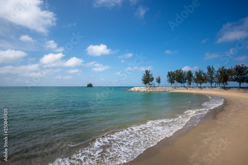 Beautiful Scene of Jerudong Beach with blue sky © mimiarifa