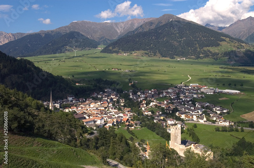 Blick auf Burgeis in Südtirol photo