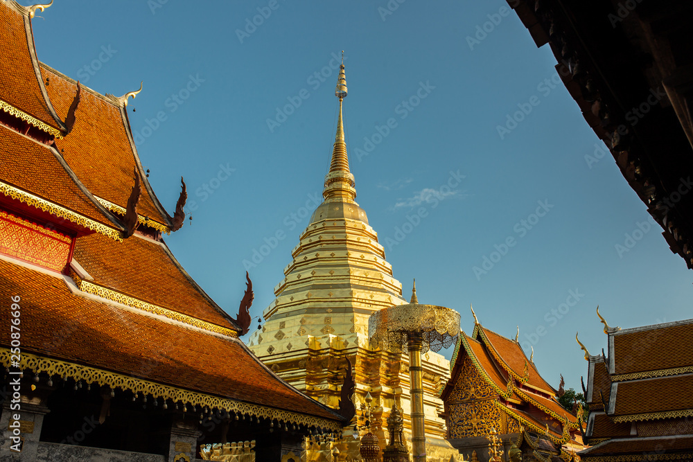 Fototapeta premium Wat Phrathat Doi Suthep