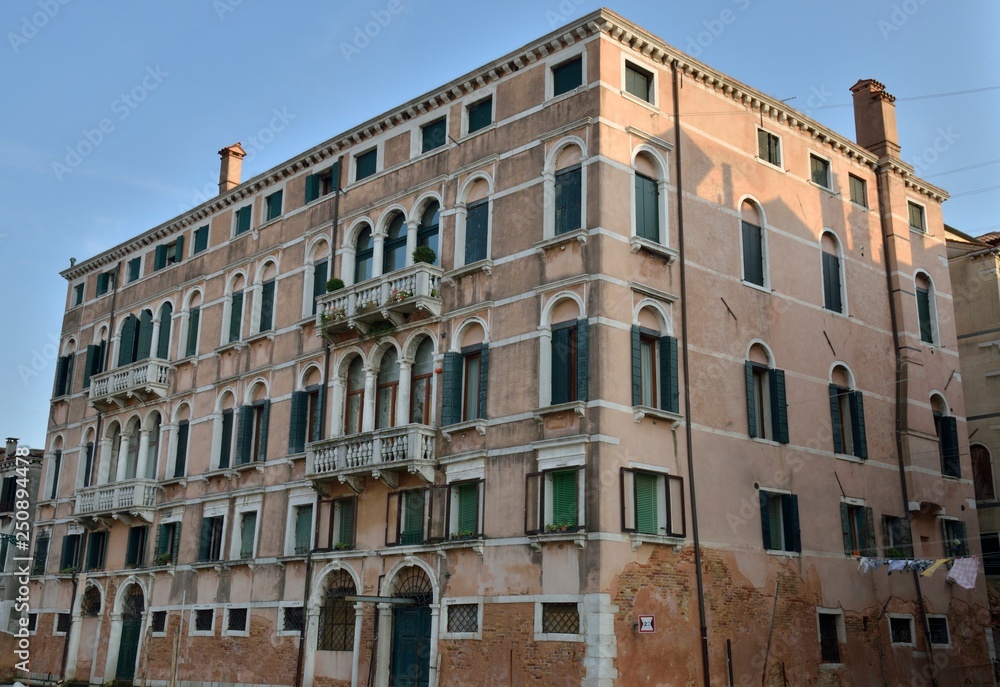 Fototapeta premium Residential building in Venice
