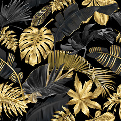 Handdoek met foto Palmbomen patronen Gouden tropische bladeren op zwart  © purplebird