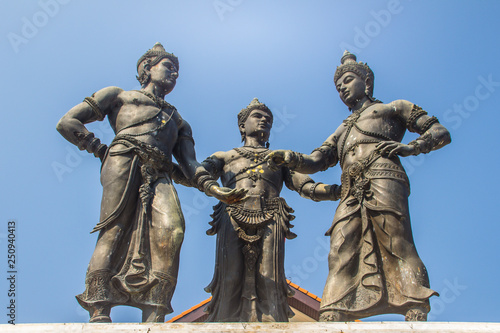 Three Kings Monument  the statues of King Mengrai  the founder of Chiang Mai and his two friends  King Ramkamhaeng of Sukothai and King Ngam Muang of Payao. The sculpture is a symbol of Chiang Mai.