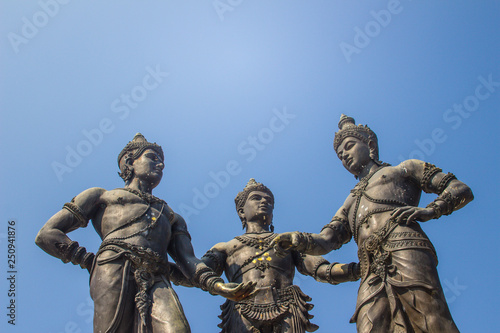 Three Kings Monument  the statues of King Mengrai  the founder of Chiang Mai and his two friends  King Ramkamhaeng of Sukothai and King Ngam Muang of Payao. The sculpture is a symbol of Chiang Mai.