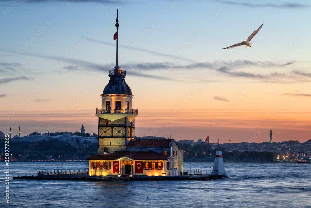 Maiden's Tower on the island in the Bosphorus Strait Maiden's Tower on the island in the Bosphorus Strait