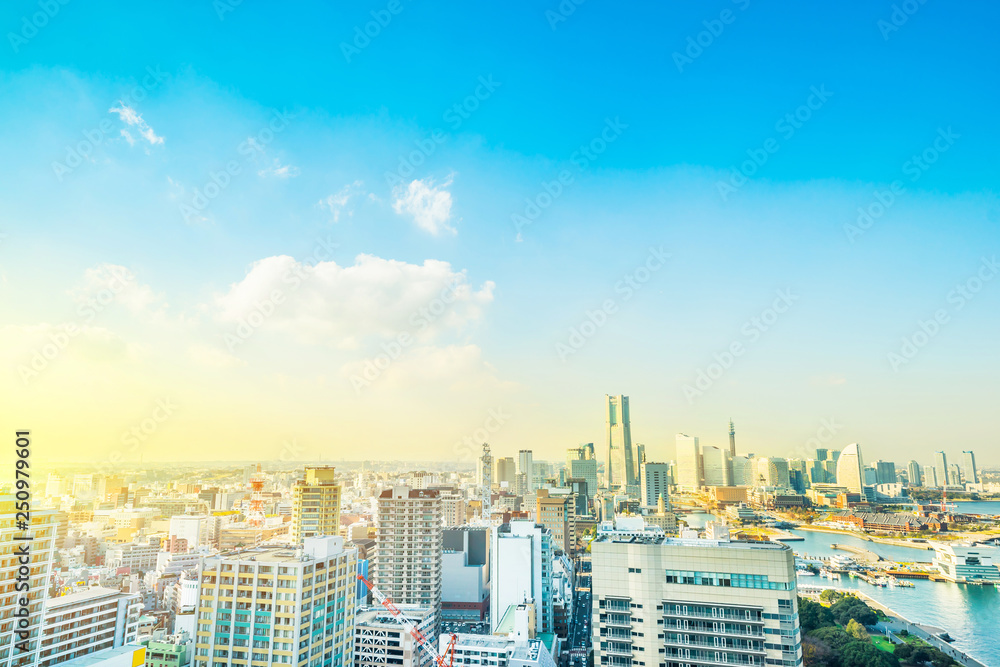 Fototapeta premium city skyline aerial view in Yokohama, Japan