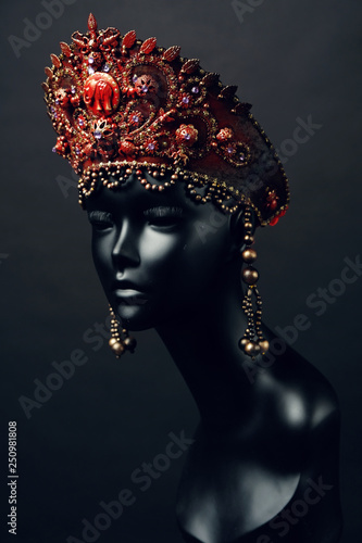 Mannequin head in creative red Russian kokoshnick