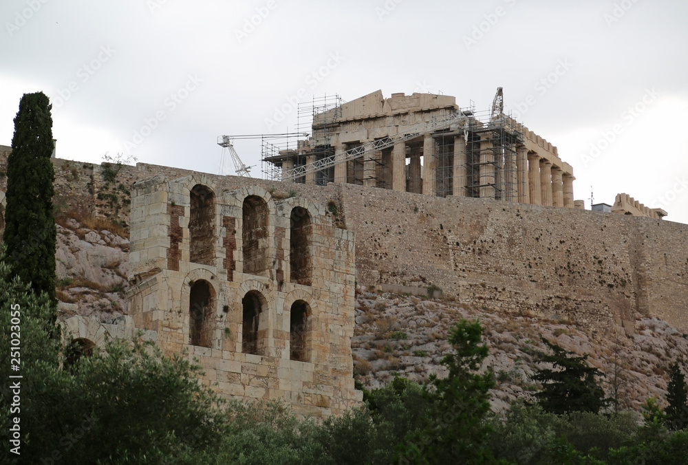 Naklejka premium Parthenon - antique temple in Athenian Acropolis in Greece