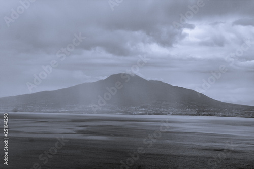 Black and white pic from coast of naples