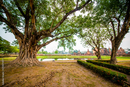 Parque histórico nacional em Sukhothai, Tailândia.