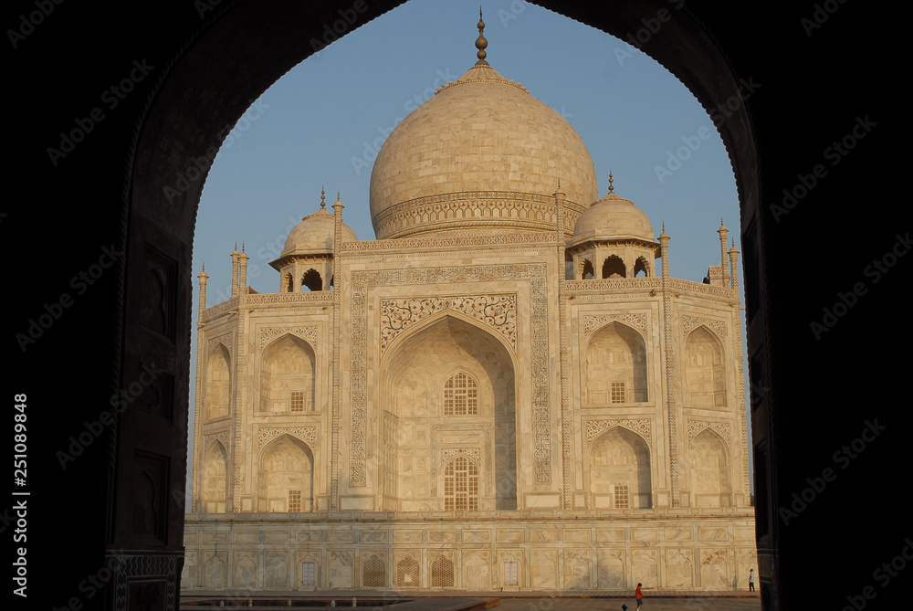 Taj with Arch