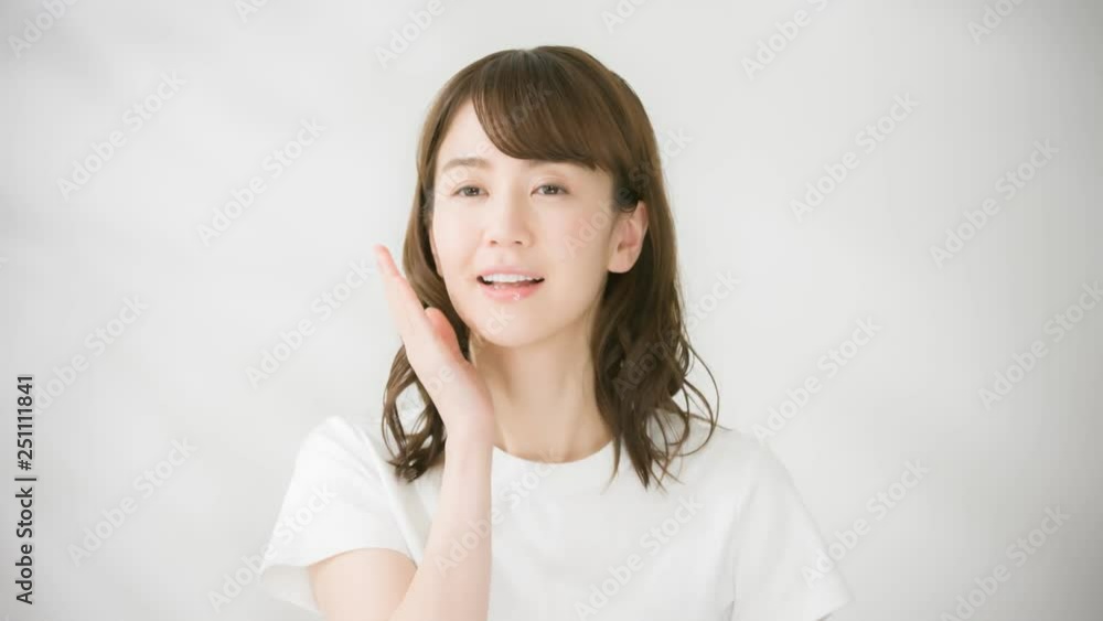 4K・スキンケア・女性