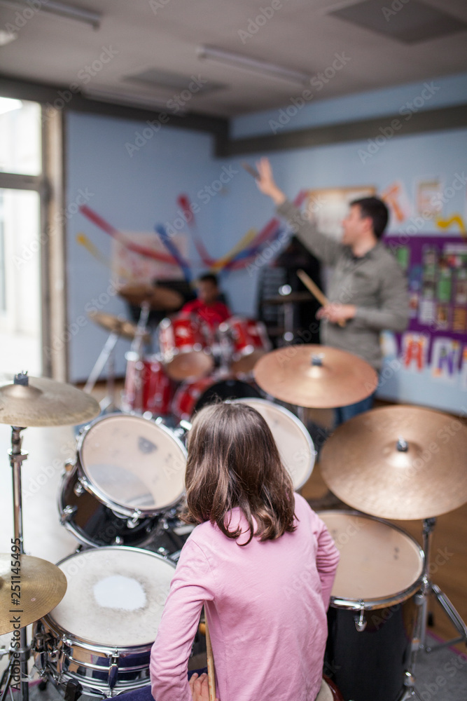 Obraz premium Drum class in a music school
