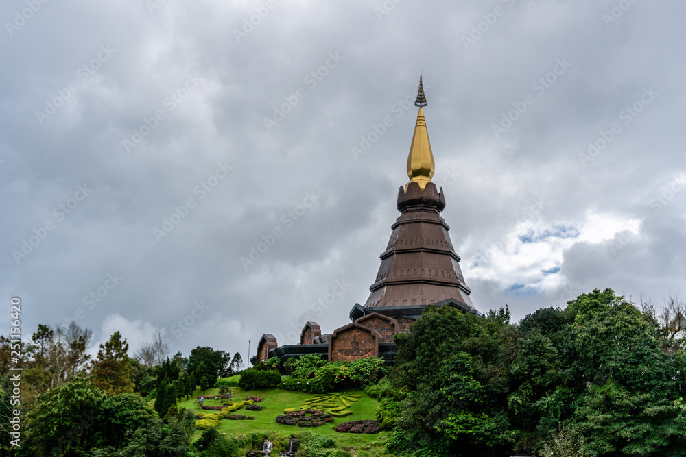 Naklejka premium Twin Pagoda Naphapholphumisiri